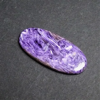 Charoit/čaroit kabošon 13g,  Jakutsko Rusko