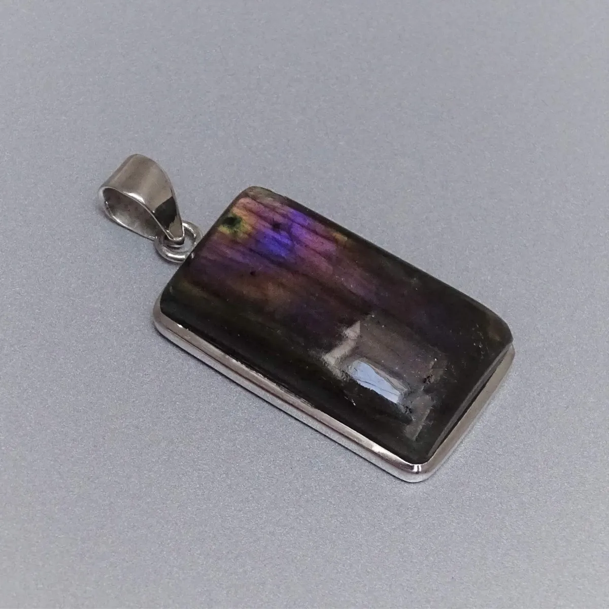 Labradorit-Anhänger in Silber 15g, Madagaskar