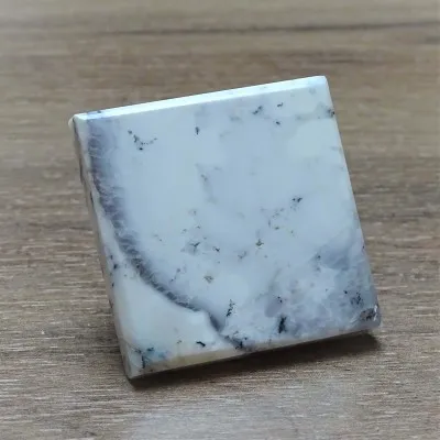 Dendritický opál (merlinit) pyramida 96g, Madagaskar