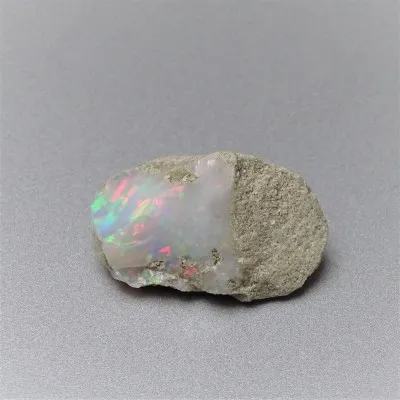 Etiopský opál přírodní 5,8g, Etiopie