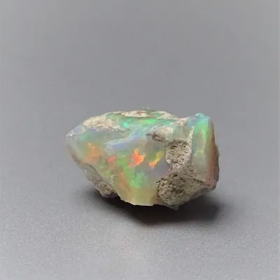 Etiopský opál přírodní 10,9g, Etiopie