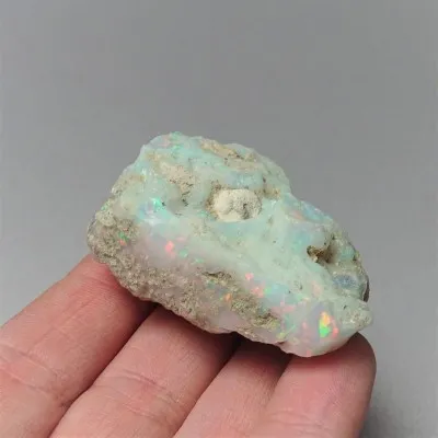 Ethiopian opal natural 22.2g, Ethiopia