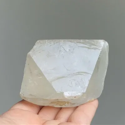 Topaz přírodní krystal 404g, Pakistán