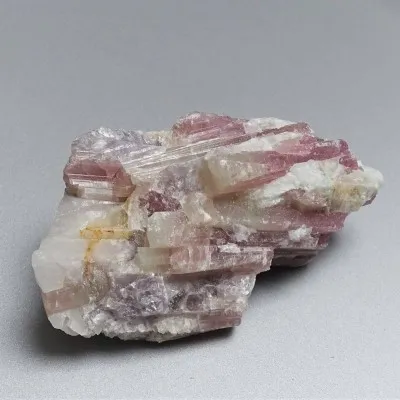 Rubelit / Turmalin 221g, Brasilien