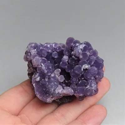 Hroznový chalcedon 71g, Indonésie
