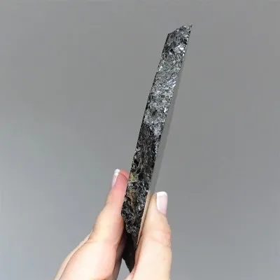 Nuummite polished 366g, Greenland, unique rare collection piece