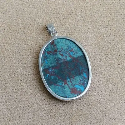 Quantum quattro natürlicher Mineralanhänger 24,9g, Namibia