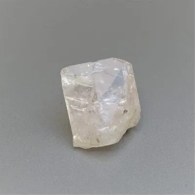 Danburite natural crystal 17.4g, Mexico