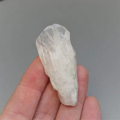 Danburit přírodní krystal 17,5g, Mexiko