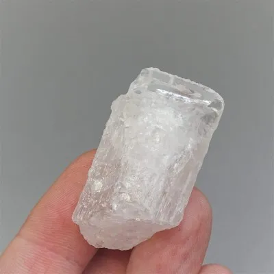 Danburite natural crystal 18.7g, Mexico