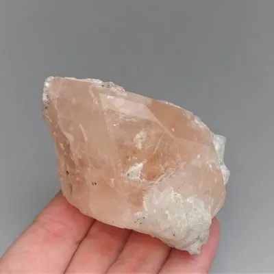 Morganite natural crystal 179.5g, Afghanistan