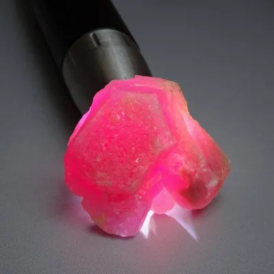 Natural raw ruby 72.6g, Macedonia