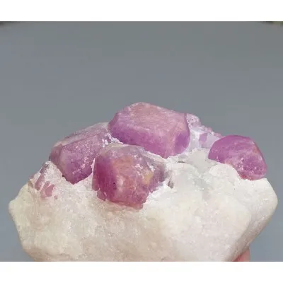 Natural raw ruby 86.7g, Macedonia