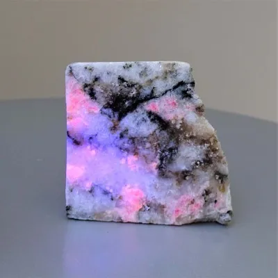 Tugtupit polished 60,4g, Greenland