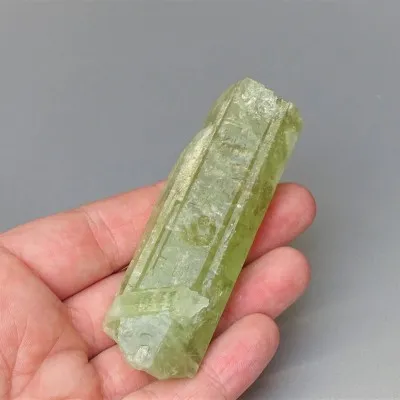Heliodor Naturkristall 68,64g, Zertifikat, Brasilien
