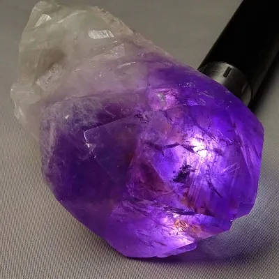 Natürlicher Amethystkristall mit Ametrin, elestial 786g, Bolivien