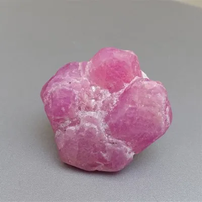 Natural raw ruby 72.2g, Macedonia