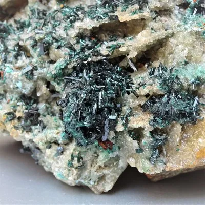 CLINOATACAMIT přírodní krystaly 500g, Peru, sbírkový kus