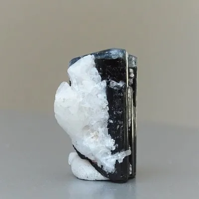 Tourmaline natural crystal 7.9g, Pakistan