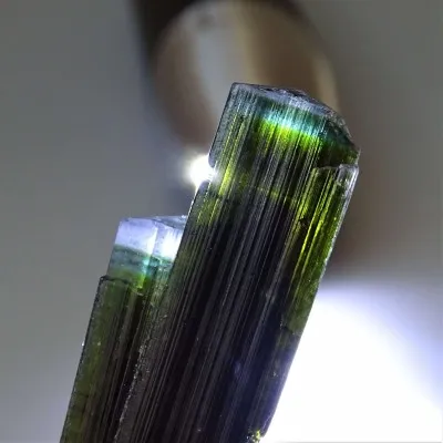 Turmalín přírodní krystal 16,7g, Pakistán