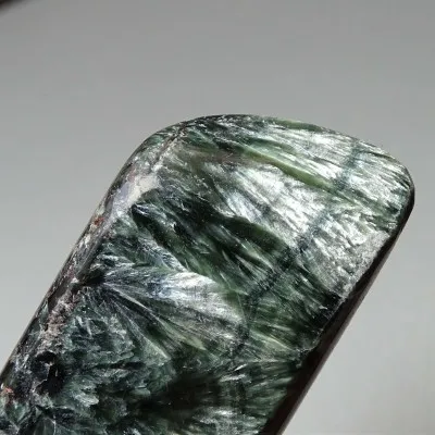 Serafinite polished plate 55g, Russia