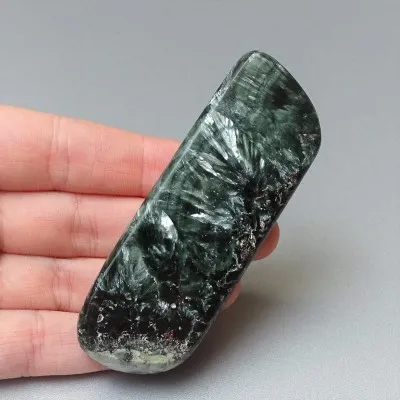 Serafinite polished plate 55g, Russia
