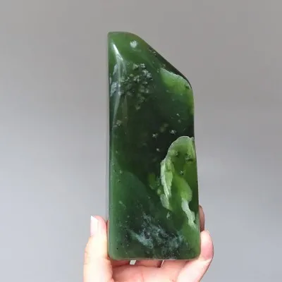 Nephrit Natürliche polierte 770g, Pakistan