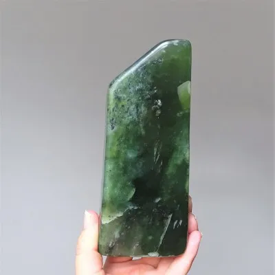 Nephrit Natürliche polierte 770g, Pakistan