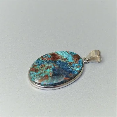 Quantum quattro natural mineral pendant 13.4g, Namibia
