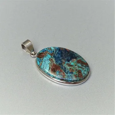 Quantum quattro natural mineral pendant 13.4g, Namibia