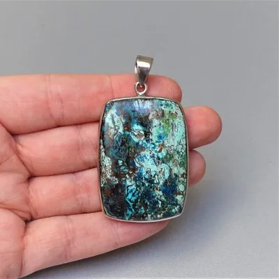 Quantum quattro natural mineral pendant 15.7g, Namibia