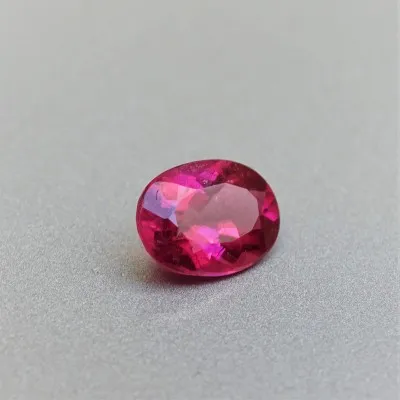 Turmalin natürlicher Rubellit 2,16ct, Brasilien