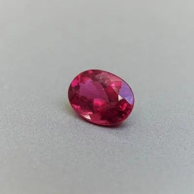 Turmalin natürlicher Rubellit 2,16ct, Brasilien
