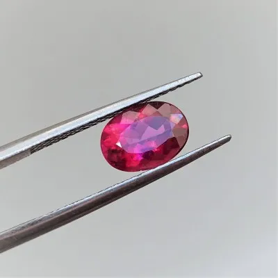 Turmalin natürlicher Rubellit 2,16ct, Brasilien