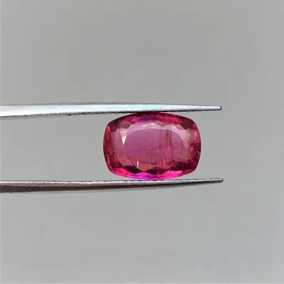 Tourmaline natural rubellite 5.84ct, Brazil