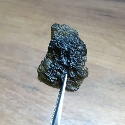 Vltavín (Moldavit) tektit 10,9g, Česká republika
