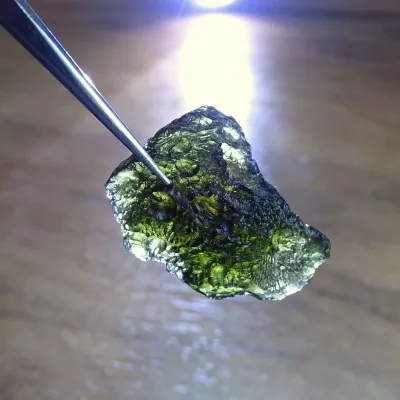 Vltavín (Moldavit) tektit 10,9g, Česká republika