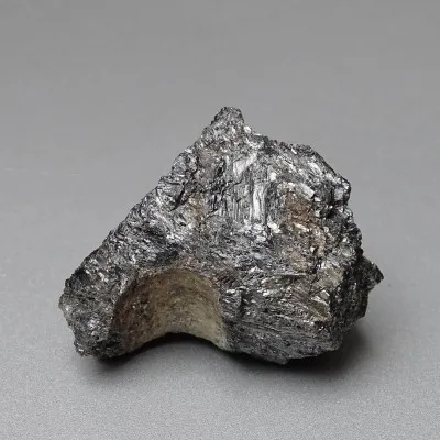 Nuummite raw mineral 58.2g, Greenland