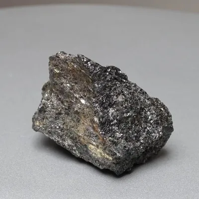 Nuummit surový minerál 58,2g, Grónsko