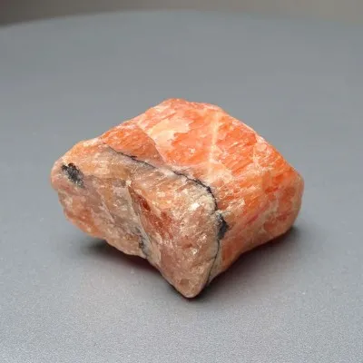Triplit surový minerál 83,4g, Pakistán
