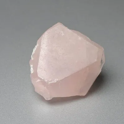 Morganit přírodní krystal 83,6g, Afganistán