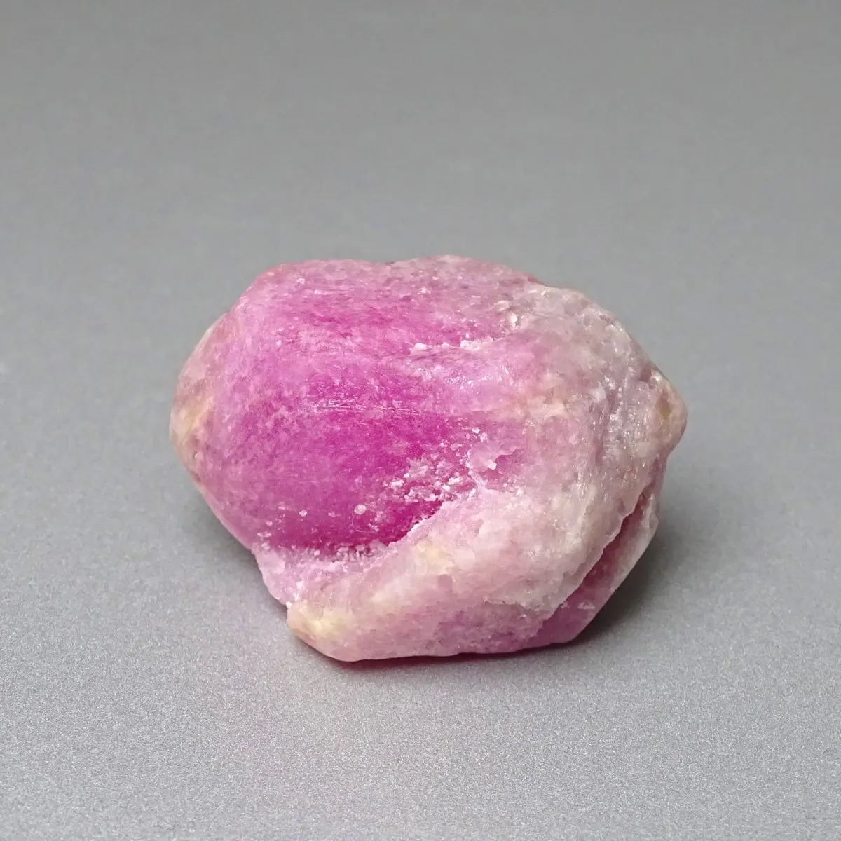 Natural raw ruby 46.4g, Macedonia