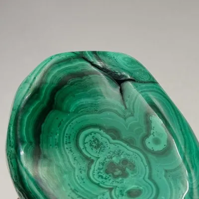 Malachite polished 445g, Congo