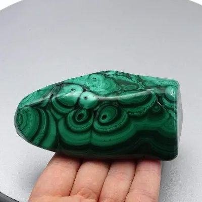 Malachite polished 340g, Congo