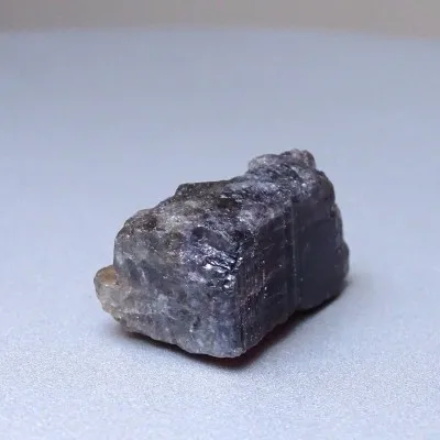 Tanzanit přírodní surový minerál 17,8g, Tanzánie