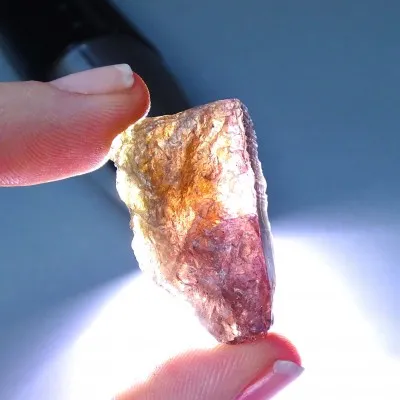 Tanzanit přírodní surový minerál 17,8g, Tanzánie