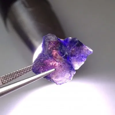 Tanzanit tepelně neupraven přírodní surový minerál 5,7g, Tanzánie