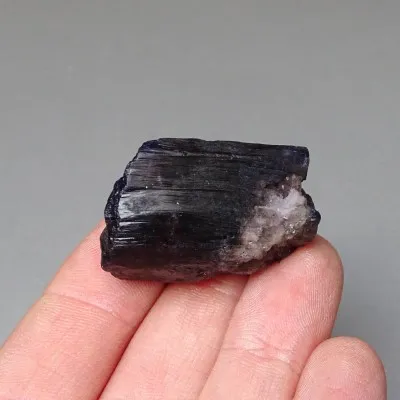 Tansanit ungewärmtes natürliches Rohmineral 25,4g, Tansania