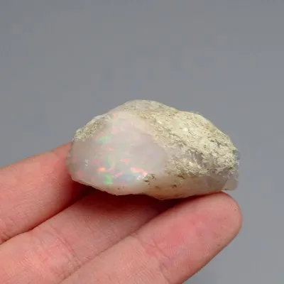 Ethiopian opal natural 15.5g, Ethiopia
