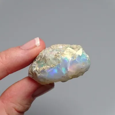 Ethiopian opal natural 14.5g, Ethiopia